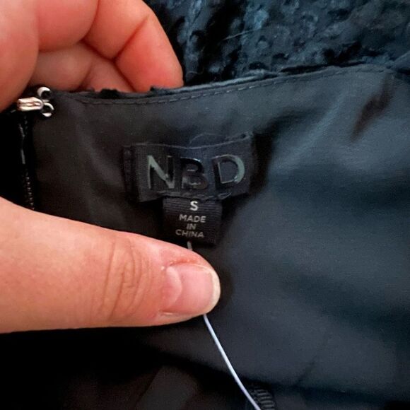 NBD Women's Black Ruffled Fit & Flare Sleeveless Sweetheart Mini Dress Sz Small - Picture 2 of 3